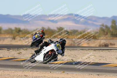 media/Nov-16-2024-CVMA (Sat) [[0e4bb1f32f]]/Race 9-Amateur Supersport Middleweight/